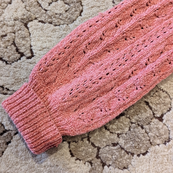 Maurice's size medium sweater - Picture 4 of 4